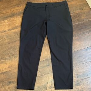 Men’s Lululemon ABC pants in size 38W 32L
Jet Black
